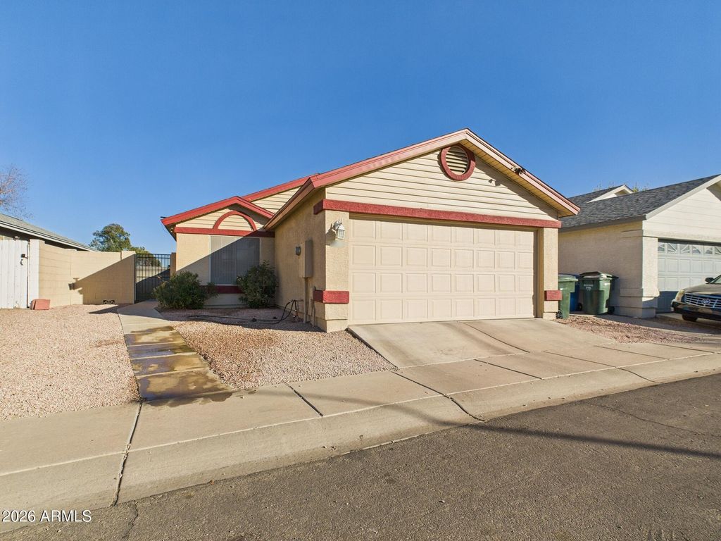 5613 S 42ND Street, Phoenix, AZ 85040