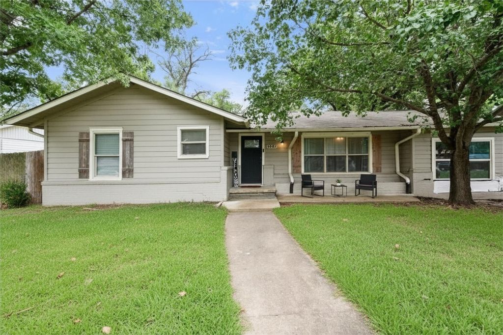 1437 Ficklin Avenue, Corsicana, TX 75110