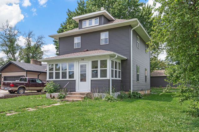 213 2nd Street NE, Grand Meadow, MN 55936