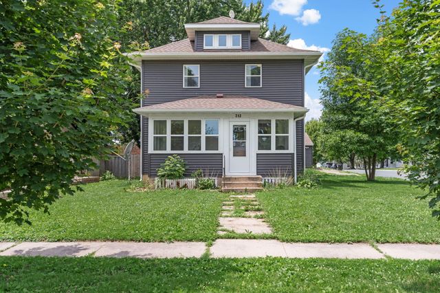 213 2nd Street NE, Grand Meadow, MN 55936