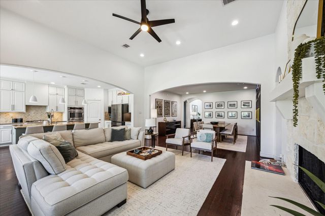 3323 Emerald Valley, Katy, TX 77494