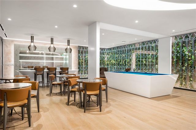 1000 Brickell Plaza 4809, Miami, FL 33131