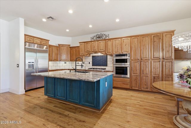 4552 E CAVALRY Drive, Gilbert, AZ 85297