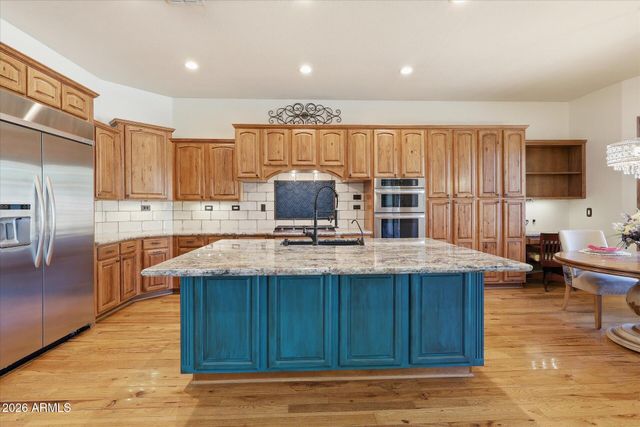 4552 E CAVALRY Drive, Gilbert, AZ 85297