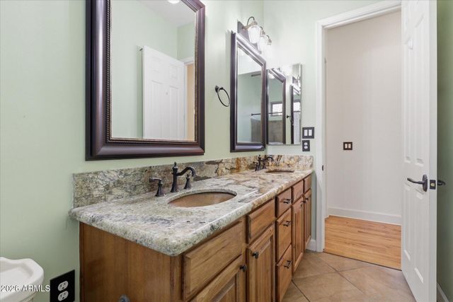 4552 E CAVALRY Drive, Gilbert, AZ 85297