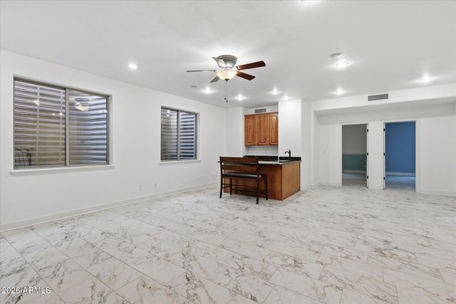 4552 E CAVALRY Drive, Gilbert, AZ 85297