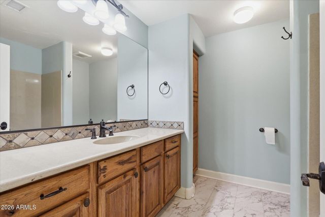 4552 E CAVALRY Drive, Gilbert, AZ 85297