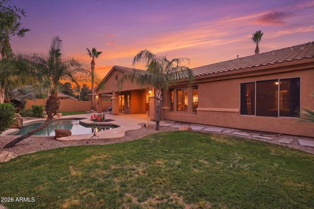 4552 E CAVALRY Drive, Gilbert, AZ 85297