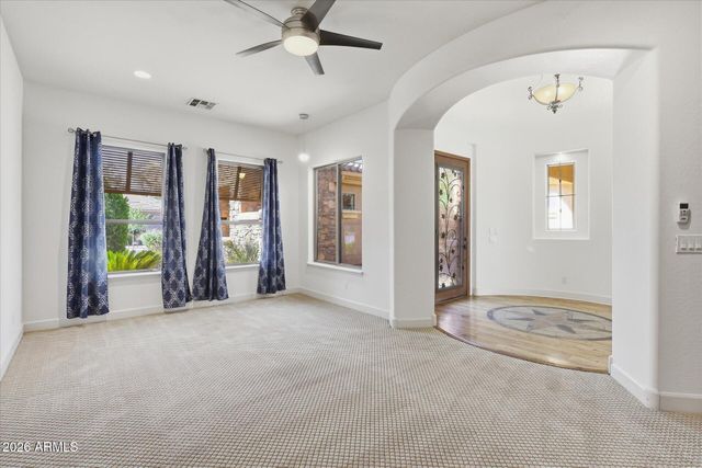 4552 E CAVALRY Drive, Gilbert, AZ 85297