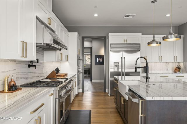 2353 Old Waverly Drive, Sparks, NV 89436