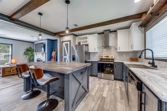 8999 Fm 678, Whitesboro, TX 76273