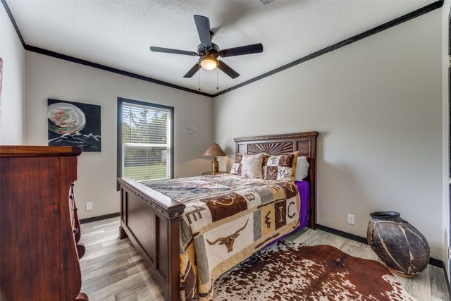 8999 Fm 678, Whitesboro, TX 76273