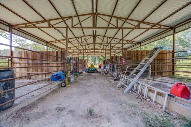 8999 Fm 678, Whitesboro, TX 76273