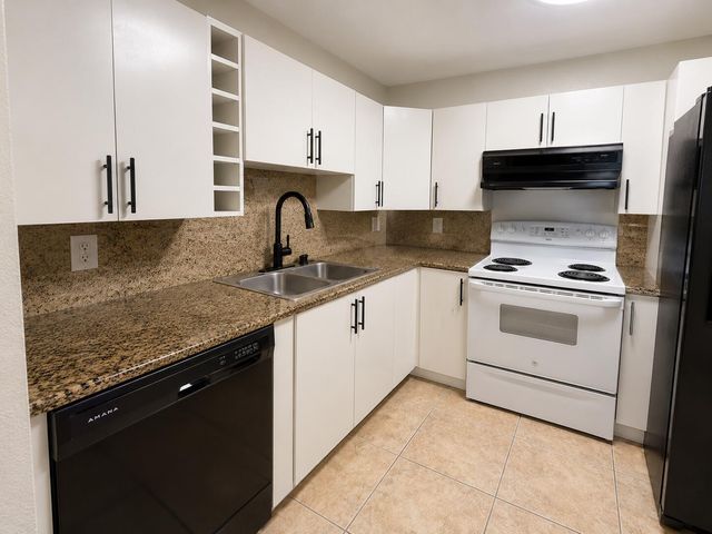 2659 W G Road W, Loxahatchee Groves, FL 33470