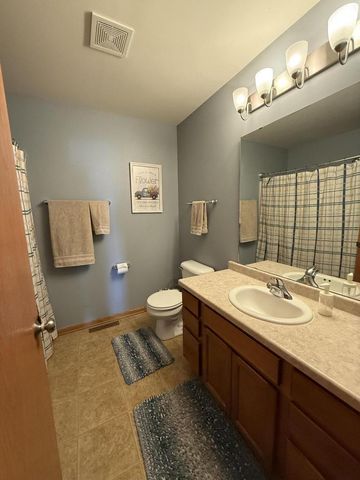 1418 Center STREET, Hartford, WI 53027