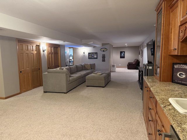 1418 Center STREET, Hartford, WI 53027