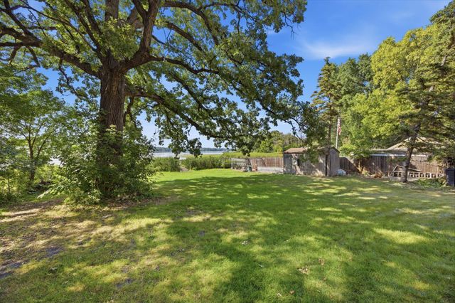 6247 Eagle Lake Drive, Maple Grove, MN 55369