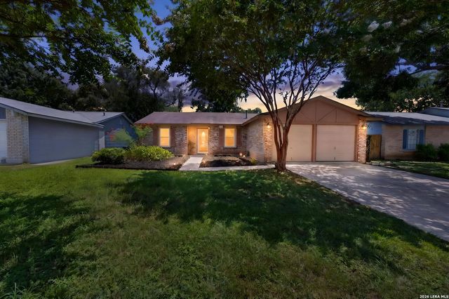 9350 Cliff Way, San Antonio, TX 78250