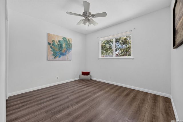 9350 Cliff Way, San Antonio, TX 78250