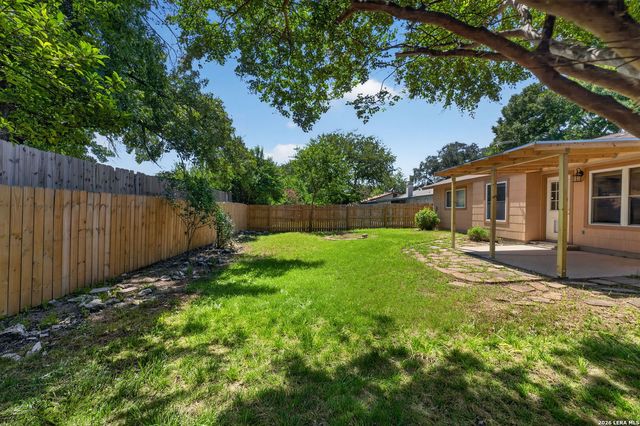 9350 Cliff Way, San Antonio, TX 78250