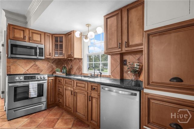 519 Gordonston Avenue, Savannah, GA 31404
