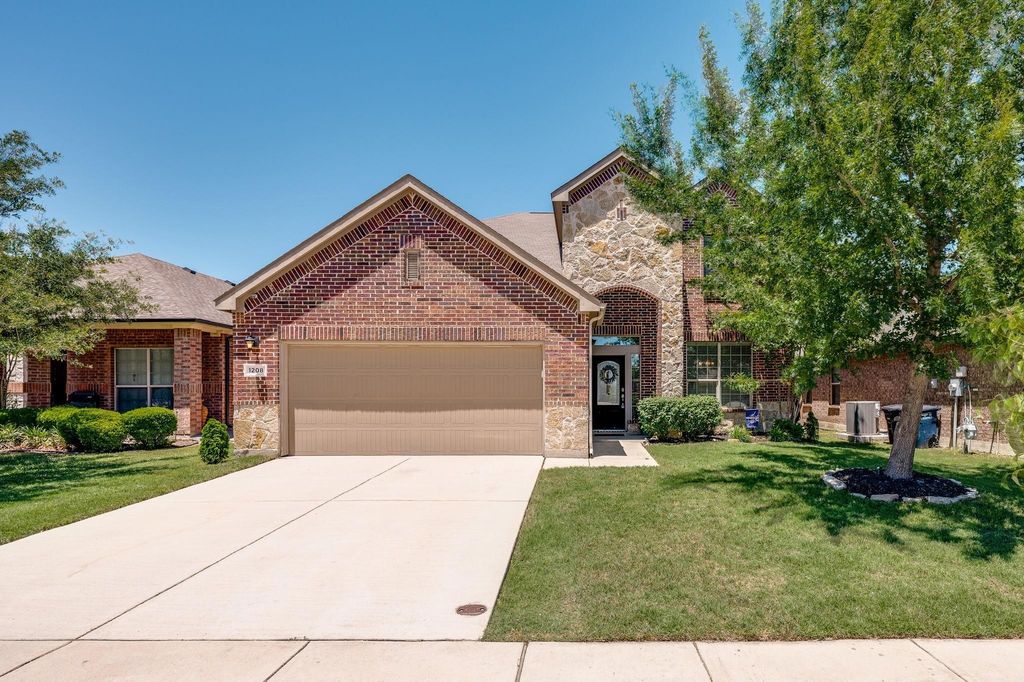 1208 Diablo Pass, Fort Worth, TX 76052 — exterior