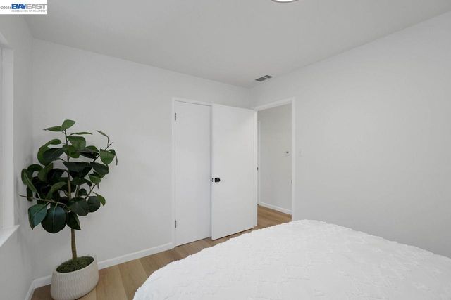 33327 2Nd St, Union City, CA 94587