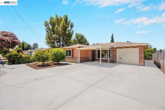 33327 2Nd St, Union City, CA 94587