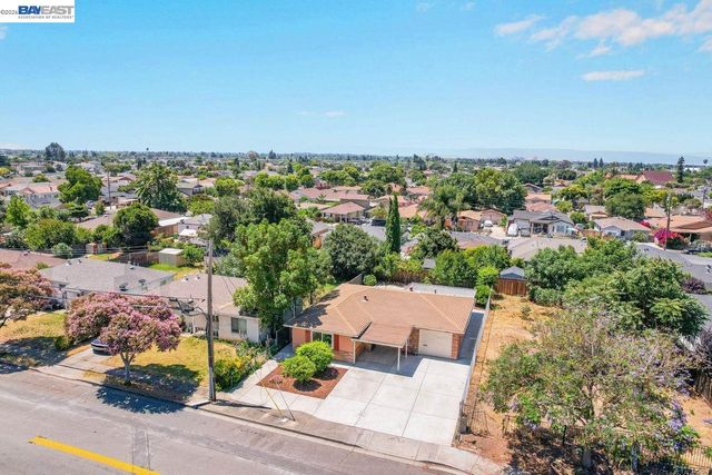 33327 2Nd St, Union City, CA 94587