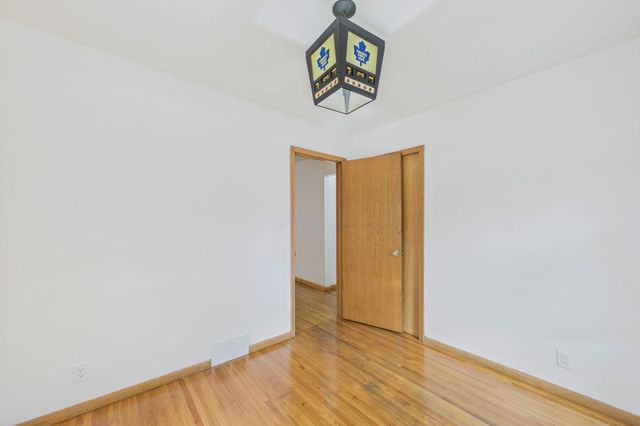 1853 Taylor Avenue, Saint Paul, MN 55104