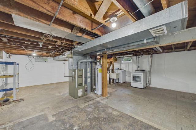 1853 Taylor Avenue, Saint Paul, MN 55104