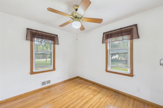 1853 Taylor Avenue, Saint Paul, MN 55104