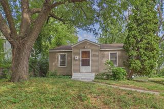 1853 Taylor Avenue, Saint Paul, MN 55104