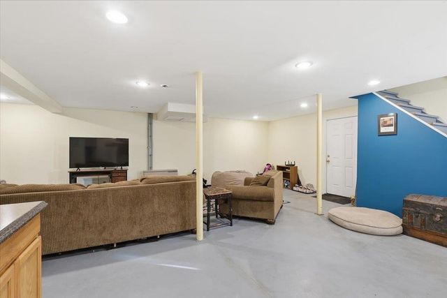 39 Lapointe Street, Winooski, VT 05404