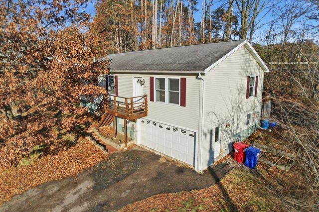 39 Lapointe Street, Winooski, VT 05404