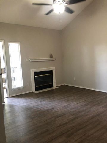 5102 80th Street, Lubbock, TX 79424