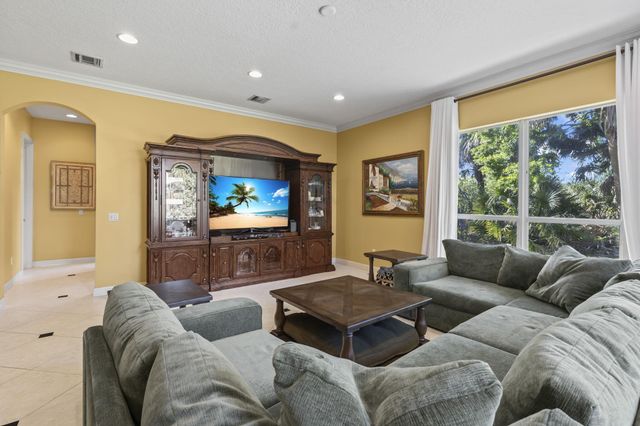 8306 SE Sanctuary Drive, Hobe Sound, FL 33455
