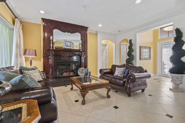 8306 SE Sanctuary Drive, Hobe Sound, FL 33455