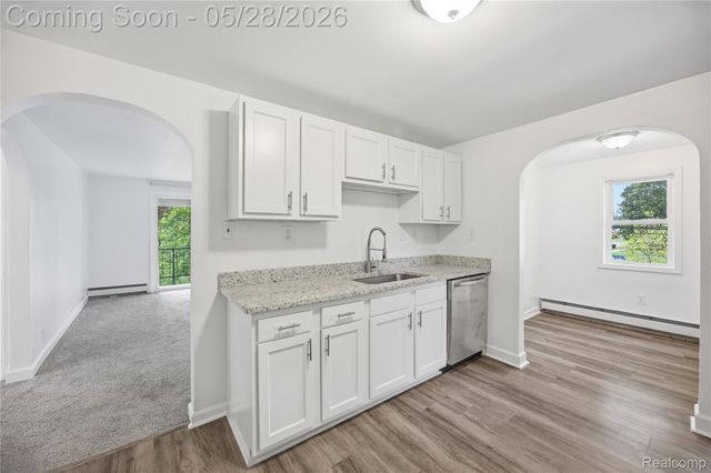 17128 Cicotte Avenue, Allen Park, MI 48101