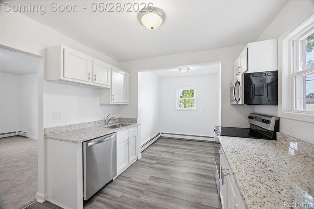 17128 Cicotte Avenue, Allen Park, MI 48101