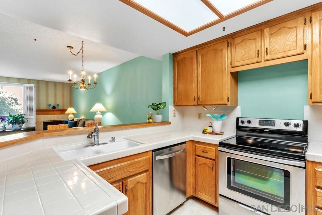 5895 Friars Rd 5213, San Diego, CA 92110 — photo 4