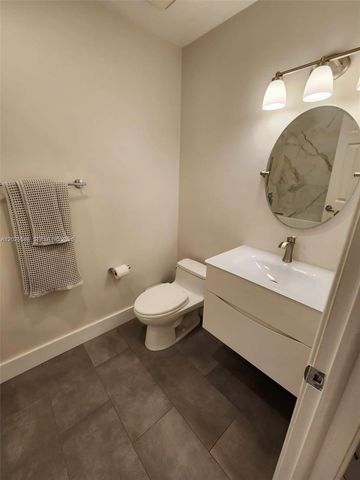 11312 SW 25th, Miami, FL 33165