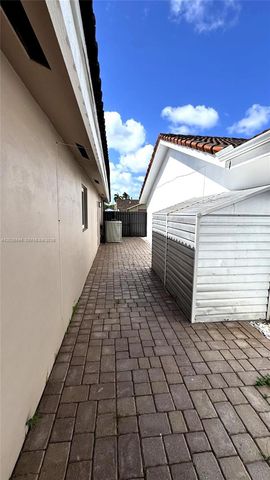 11312 SW 25th, Miami, FL 33165