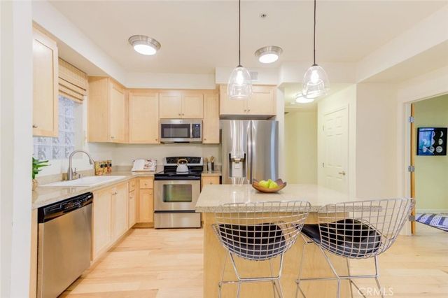 800 N 8th 106, San Jose, CA 95112