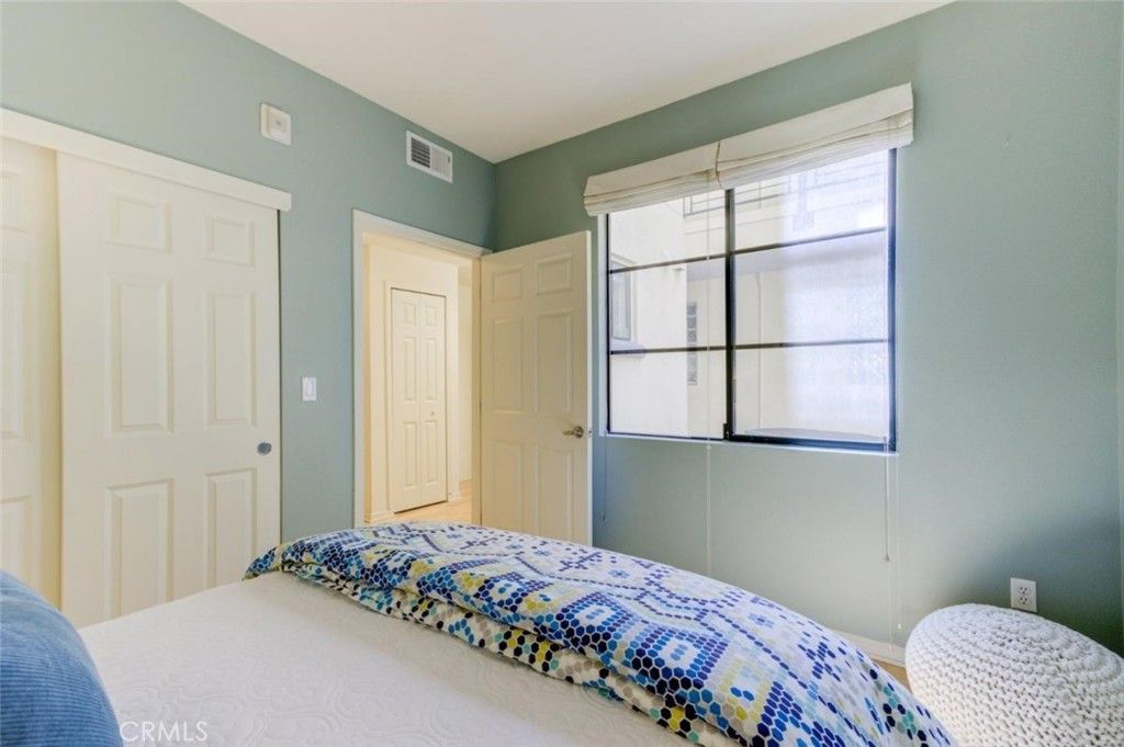 Image 19 of property listing at 800 N 8th 106, San Jose, CA 95112