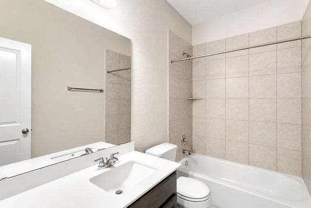 21709 Crystal WAY, Lago Vista, TX 78645