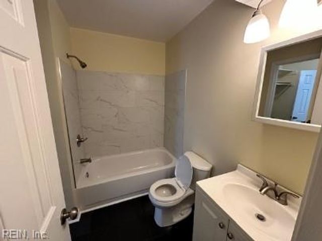 715 Wolftrap LN, Virginia Beach, VA 23462