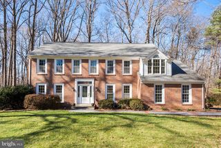 4926 NOVAK LN, Fairfax, VA 22030
