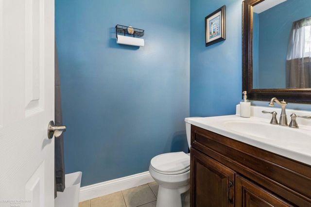 8360 Rosecrest Court, Shelby Twp, MI 48316