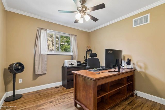 8360 Rosecrest Court, Shelby Twp, MI 48316